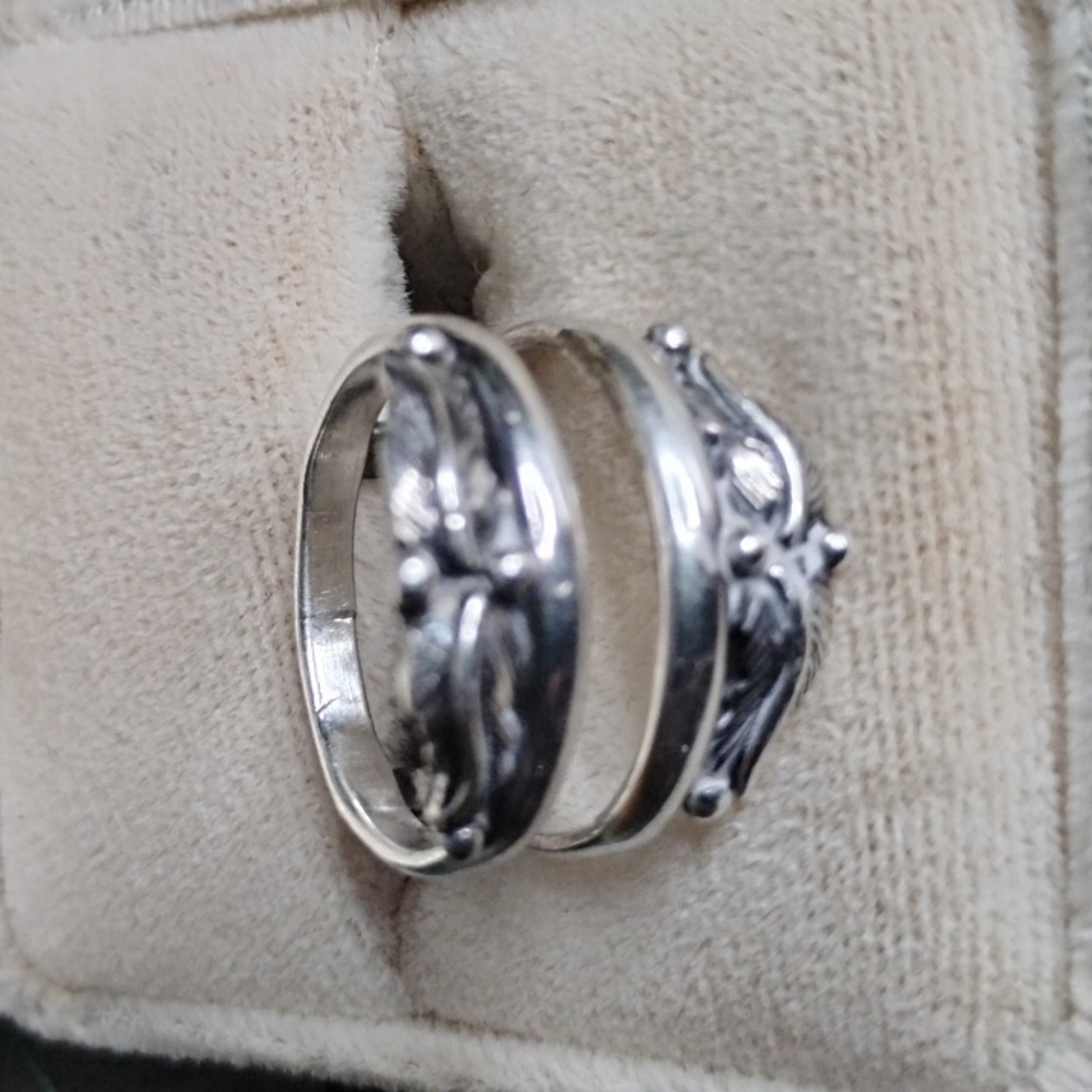 Hand Crafted Silver Leaf Ring - image 3